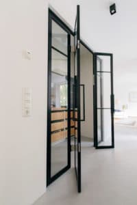 Stahl Meister Stahlmeister Stahl Loft Tuer Doppeltuer Schwingtuer Lofttuer Bauhaus Tuer Raumtrenner Img 3966