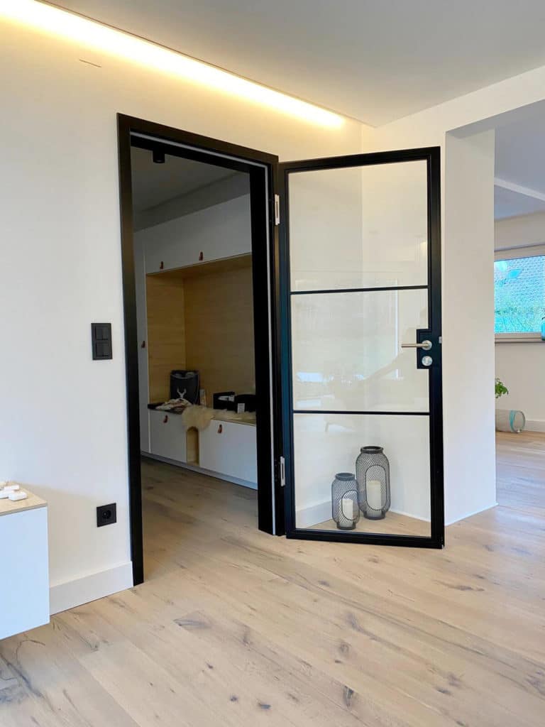 Stahl Meister Stahlmeister Stahl Loft Tuer Drehtuer Tuerzarge Lofttuer Glastuer Stahltuer 01