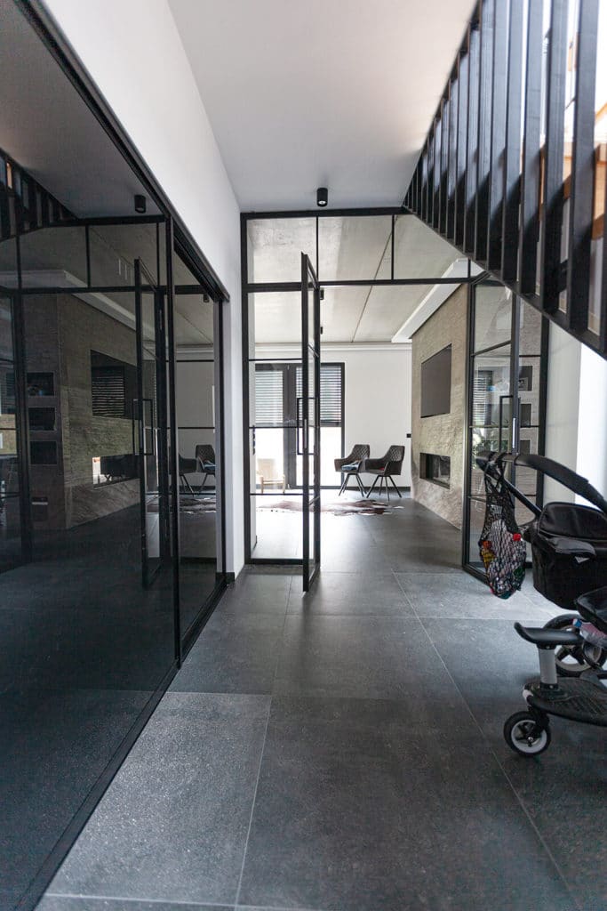 Stahl Meister Stahlmeister Stahl Loft Tuer Doppeltuer Windfang Raumtrenner Drehtuer Bauhaus Design Steel Door Img 8195