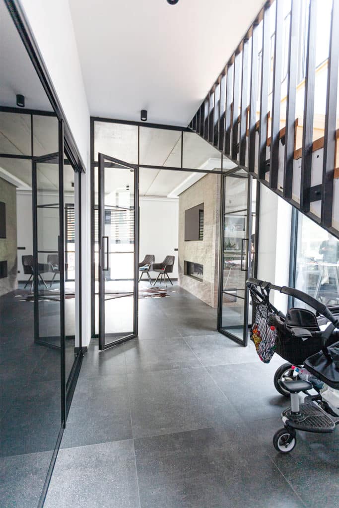 Stahl Meister Stahlmeister Stahl Loft Tuer Doppeltuer Windfang Raumtrenner Drehtuer Bauhaus Design Steel Door Img 8201