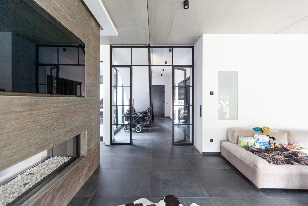 Stahl Meister Stahlmeister Stahl Loft Tuer Doppeltuer Windfang Raumtrenner Drehtuer Bauhaus Design Steel Door Img 8206