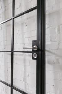 Stahl Meister Stahlmeister Stahl Loft Tuer Drehtuer Raumtrenner Steel Door Bauhaus Design Glastrennwand Oberlicht Img 8259