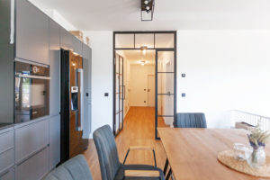 Stahl Meister Stahlmeister Stahl Loft Tuer Raumtrenner Drehtuer Glastrennwannd Lofttuer Bauhaus Design Industrial Door Steel Door Tuer Flur Urban Living Img 8438