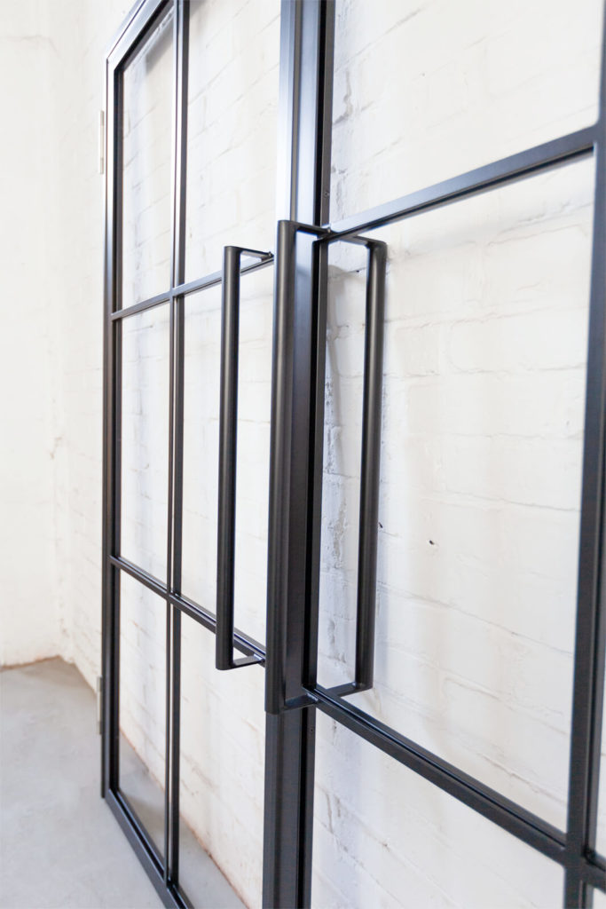 Stahl Meister Stahlmeister Stahl Loft Tuer Doppeltuer Drehtuer Metalltueer Lofttuer Windfang Raumtrenner Sthlrahmen Glastuer Img 8871