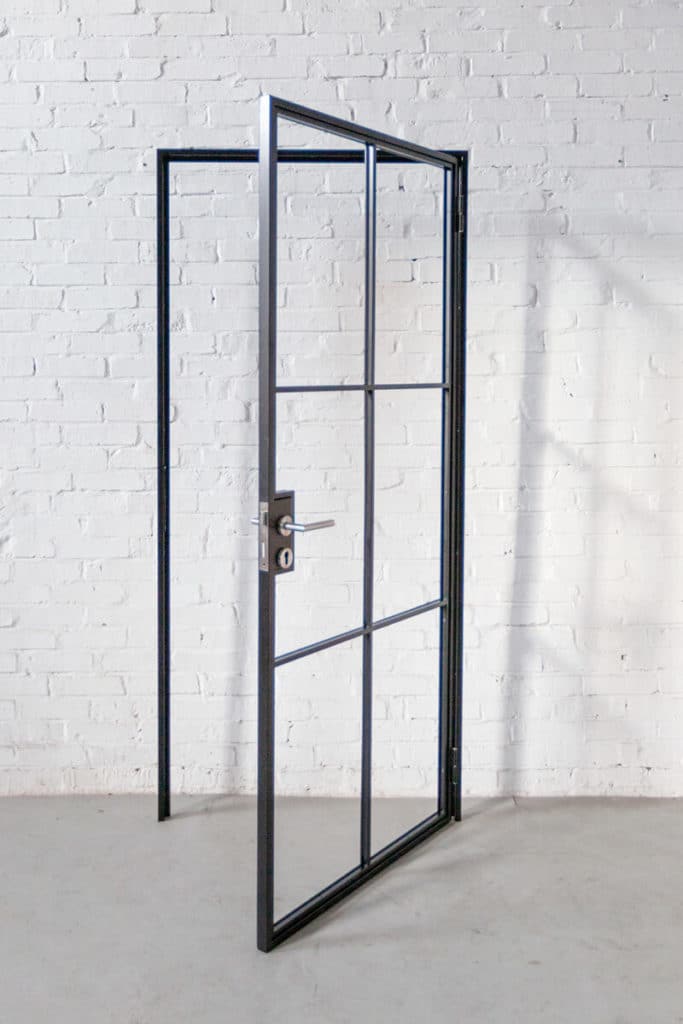 Stahl Meister Stahlmeister Stahl Loft Tuer Raumtrenner Glastrennwand Windfang Drehtuer Steeldoor Loftdoor Industrial Door Img 9363