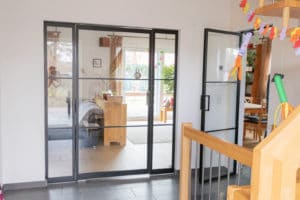Stahl Meister Stahlmeister Pivottuer Stahl Loft Tuer Design Tuer Glastuer Stahltuer Lofttuer Windfang Raumtrenner Glastrennwand Steel Door Industrial Door Img 4360