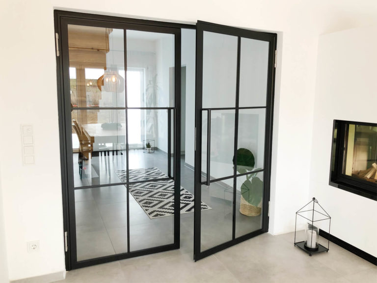 Stahl Meister Stahlmeister Stahl Loft Tuer Doppeltuer Drehtuer Metalltueer Lofttuer Windfang Raumtrenner Sthlrahmen Glastuer Iimg 8480