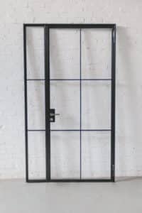Stahl Meister Stahlmeister Stahl Loft Tuer Glastrennwand Drehtuer Seitenteil Windfang Schlosskasten Steelloftdooor Steeldoor Industrial Door Loftdoor Designture Img 9876