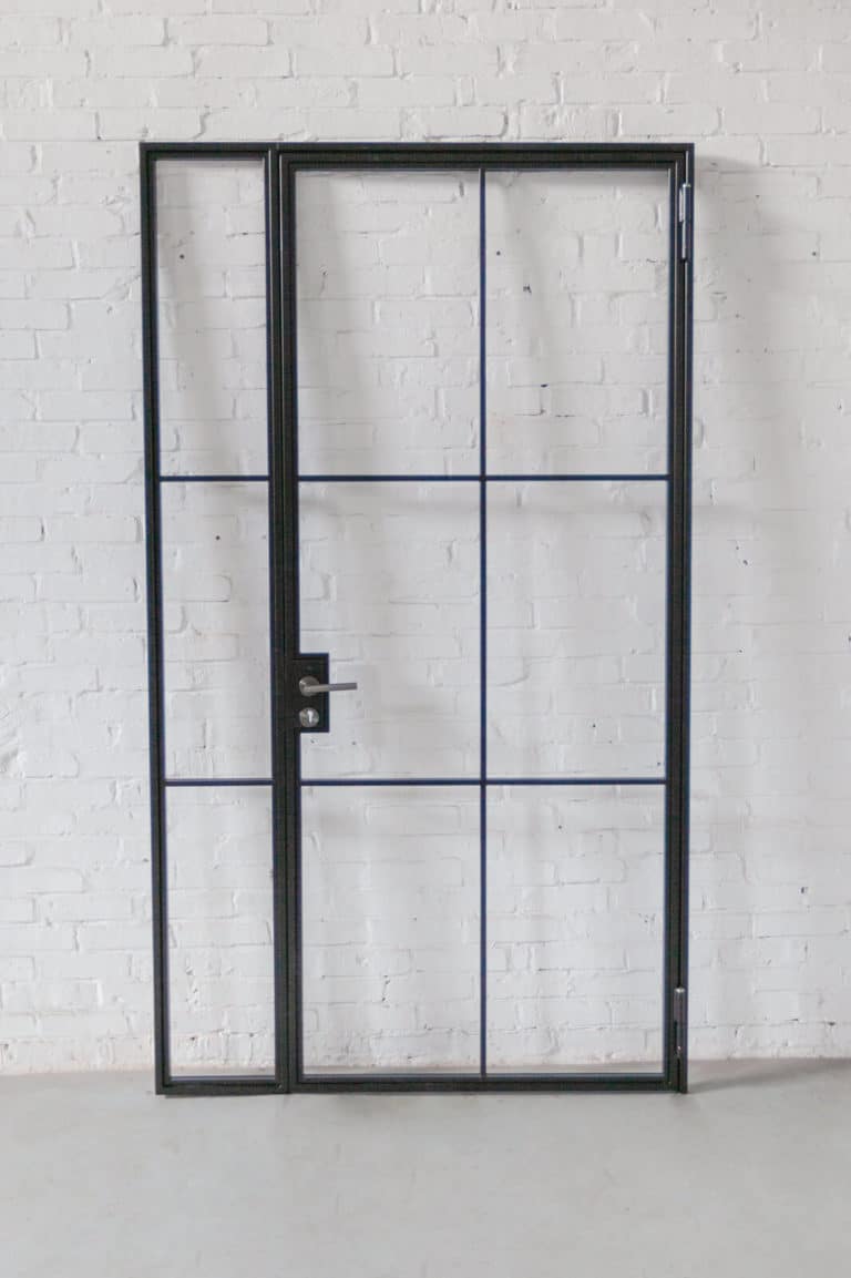 Stahl Meister Stahlmeister Stahl Loft Tuer Glastrennwand Drehtuer Seitenteil Windfang Schlosskasten Steelloftdooor Steeldoor Industrial Door Loftdoor Designture Img 9876