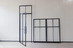 Stahl Meister Stahlmeister Stahl Loft Tuer Design Drehtuer Lofttuer Glasttuer Windfang Glastrennwand Loftdoor Img 0406