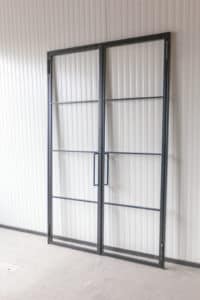 Stahl Meister Stahlmeister Stahl Loft Tuer Drehtuer Doppeltuer Windfang Industrial Door Loftdoor Raumtrenner Bauhausttuer Img 0329