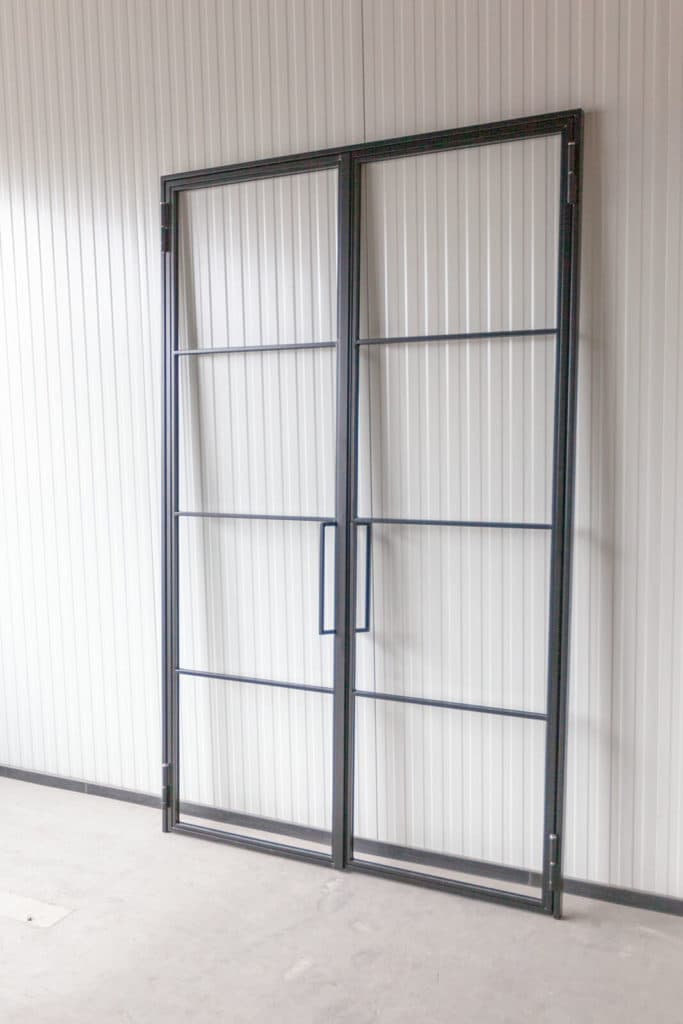 Stahl Meister Stahlmeister Stahl Loft Tuer Drehtuer Doppeltuer Windfang Industrial Door Loftdoor Raumtrenner Bauhausttuer Img 0329