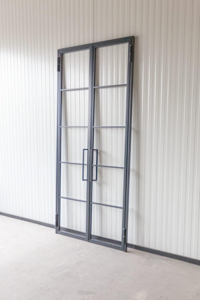 Stahl Meister Stahlmeister Stahl Loft Tuer Drehtuer Doppeltuer Windfang Industrial Door Loftdoor Raumtrenner Bauhausttuer Img 0338