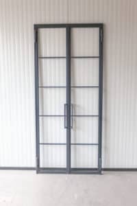 Stahl Meister Stahlmeister Stahl Loft Tuer Drehtuer Doppeltuer Windfang Industrial Door Loftdoor Raumtrenner Bauhausttuer Img 0342