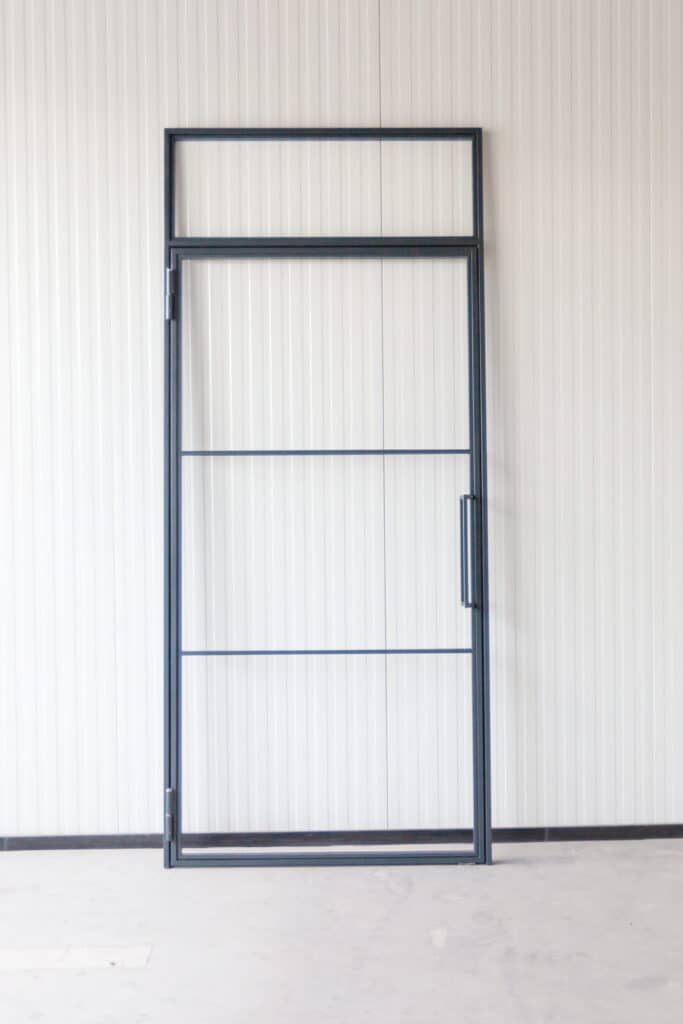 Stahl Meister Stahlmeister Stahl Loft Tuer Drehtuer Oberlicht Steeldoor Windfang Bauhaus Style Industriell Img 0409