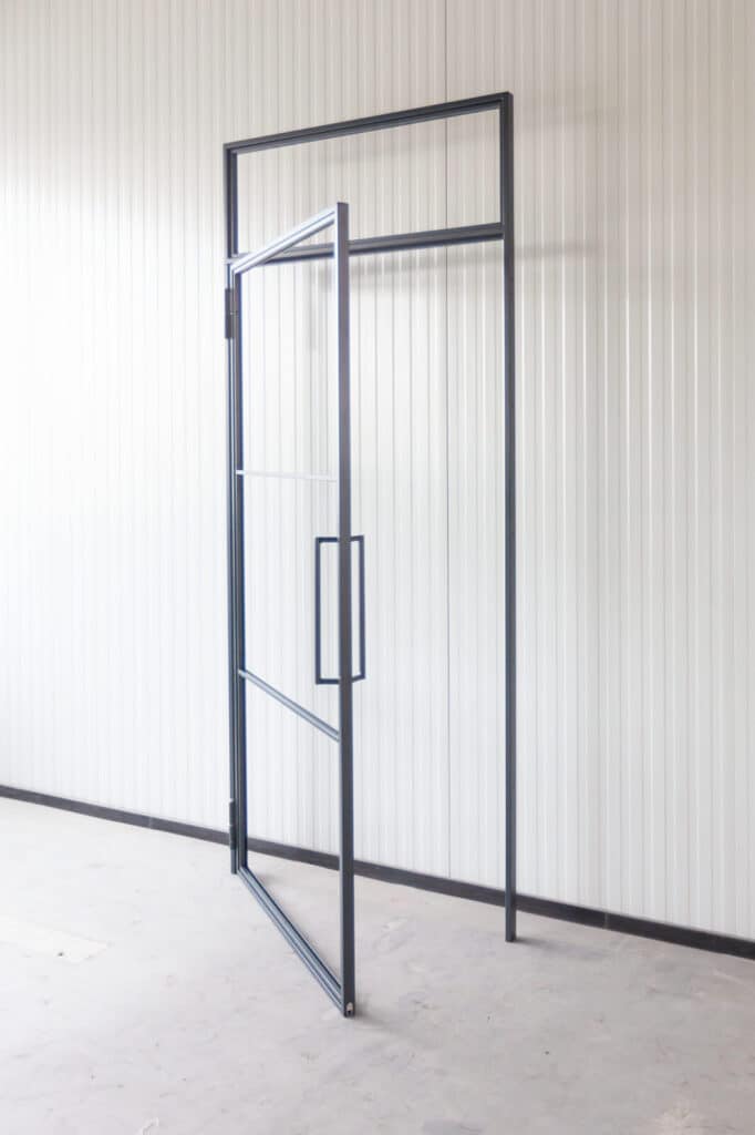 Stahl Meister Stahlmeister Stahl Loft Tuer Drehtuer Oberlicht Steeldoor Windfang Bauhaus Style Industriell Img 0419