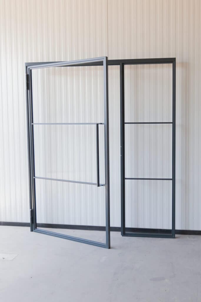 Stahl Meister Stahlmeister Stahl Loft Ture Drehtuer Glastrennwand Seitennteile Windfang Loftdoor Lofttuer Industrial Door Img 0736