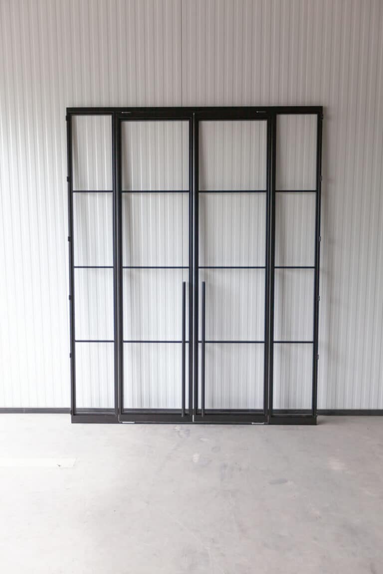 Stahl Meister Stahlmeister Glastreenwand Pivot Scchwingtuer Pendeltuer Stahl Loft Tuer Windfang Lofttuer Stahlrahmen Glastuer Drehtur Metallrahmen Steeldoor Loftdoor Bauhaus Tuer Iimg 0836
