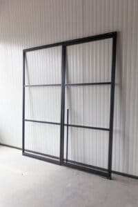 Stahl Meister Stahlmeister Pivottuer Pivoit Schwingtuer Pendeltuer Stahl Loft Tuer Lofttuer Glastuer Stahlrahmen Bauhaus Design Loftdoor Industrial Door Img 0784