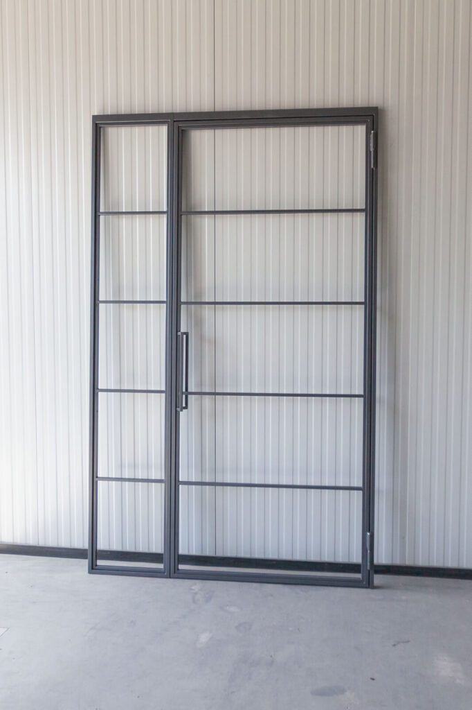 Stahl Meister Stahlmeister Glastreennwand Stahl Loft Tuer Windfang Lofttuer Stahlrahmen Glastuer Drehtur Metallrahmen Steeldoor Loftdoor Bauhaus Tuer Img 1079