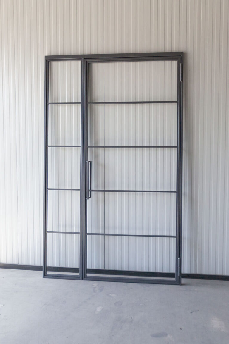 Stahl Meister Stahlmeister Glastreennwand Stahl Loft Tuer Windfang Lofttuer Stahlrahmen Glastuer Drehtur Metallrahmen Steeldoor Loftdoor Bauhaus Tuer Img 1079
