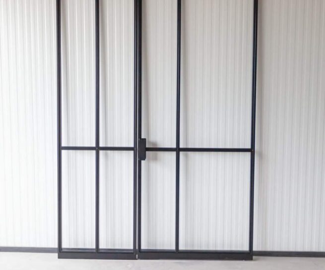 Stahl Meister Stahlmeister Pivottuer Pivoit Schwingtuer Pendeltuer Stahl Loft Tuer Lofttuer Glastuer Stahlrahmen Bauhaus Design Loftdoor Industrial Door Img 1029
