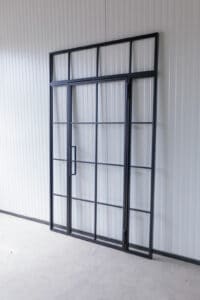 Stahl Meister Stahlmeister Glastrennwand Stahl Loft Tuer Windfang Lofttuer Stahlrahmen Glastuer Drehtur Metallrahmen Steeldoor Loftdoor Bauhaus Tuer Img 1290