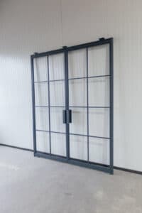 Stahl Meister Stahlmeister Stahl Loft Tuer Doppeltuer Glastrennwand Windfang Schwingtuer Pivot Pivottuer Trennwand Lofttuer Glaswand Raumtrenner Img 1284