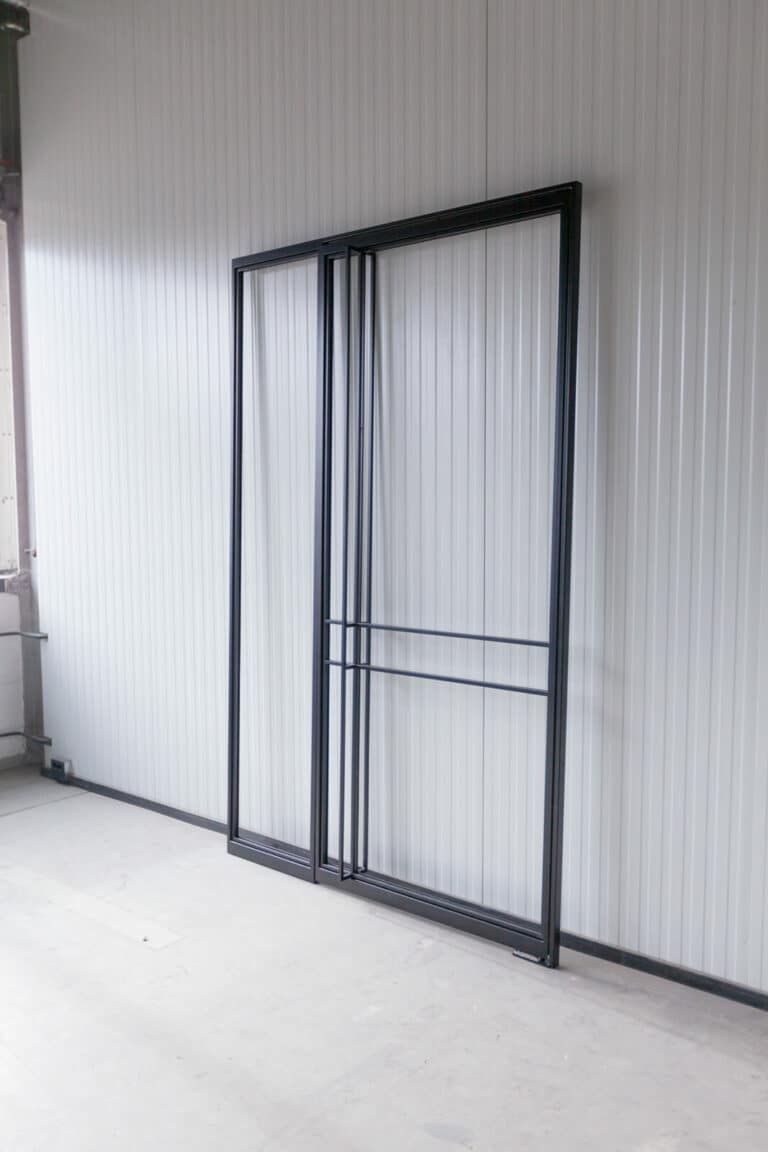 Stahl Meister Stahlmeister Stahl Loft Tuer Glastrennwand Windfang Schwingtuer Pivot Pivottuer Trennwand Lofttuer Glaswand Raumtrenner Schwingtuer Img 1296