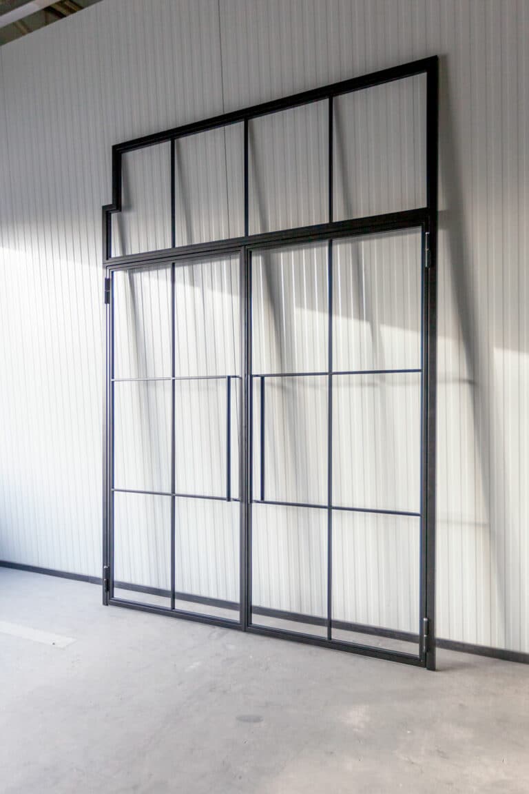 Stahl Meister Stahlmeister Doppeltuer Glastrennwand Stahl Loft Tuer Windfang Lofttuer Stahlrahmen Glastuer Drehtur Metallrahmen Steeldoor Loftdoor Bauhaus Tuer Img 1364