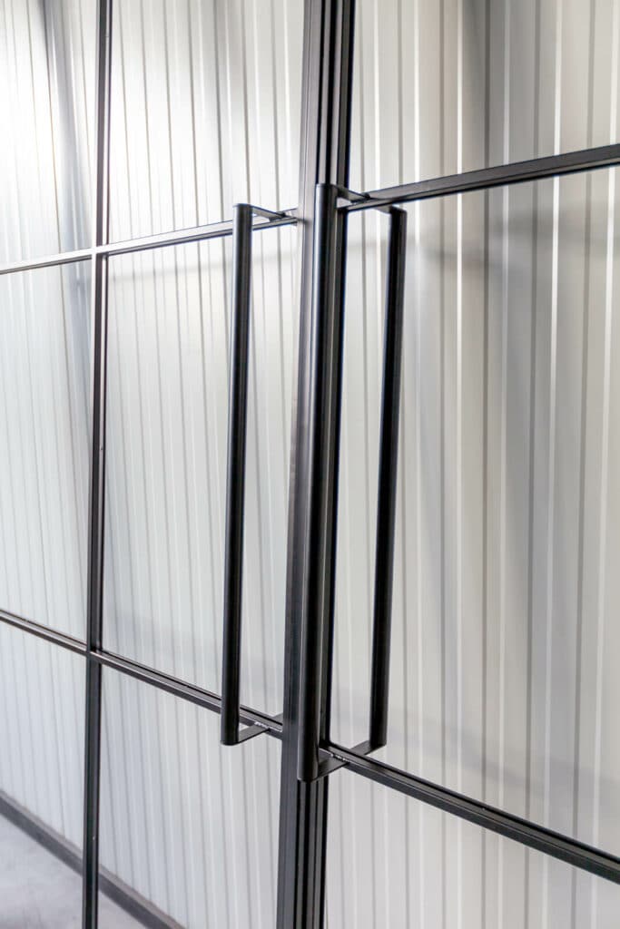 Stahl Meister Stahlmeister Doppeltuer Glastrennwand Stahl Loft Tuer Windfang Lofttuer Stahlrahmen Glastuer Drehtur Metallrahmen Steeldoor Loftdoor Bauhaus Tuer Img 1366