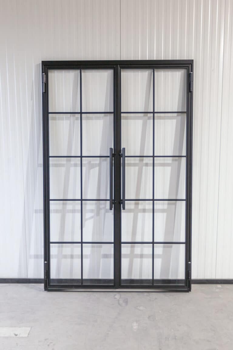 Stahl Meister Stahlmeister Stahl Loft Tuer Drehtuer Doppeltuer Lofttuer Stahltuer Glastuer Windfang Designtuer Bauhausdesign Bauhaustuer Industrial Style Img 1332