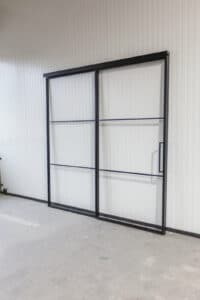 Stahl Meister Stahlmeister Stahl Loft Tuer Schiebetuer Glastrennwand Windfang Raumtrenner Bauhaus Tuer Lofttuer Designtuer Stahlrahmen Glastuer Img 1325