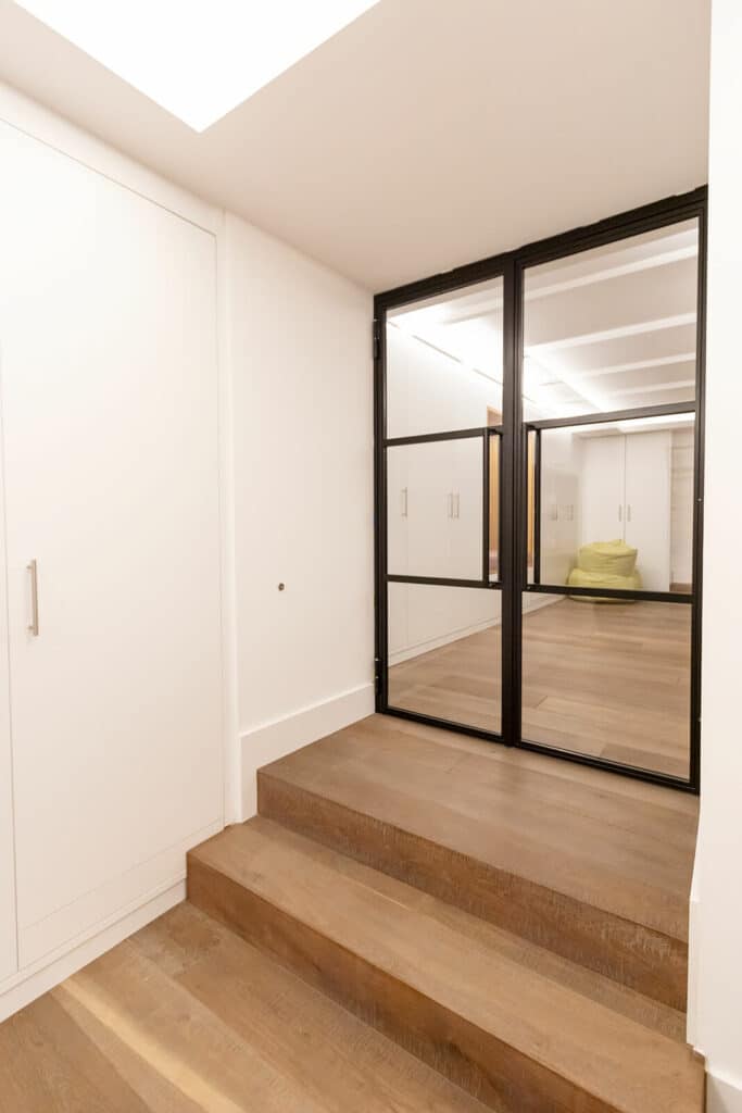 Stahl Meister Stahlmeister Stahl Loft Tuer Drehtuer Doppeltuer Lofttuer Stahltuer Glastuer Windfang Designtuer Bauhausdesign Bauhaustuer Industrial Style Img 4667