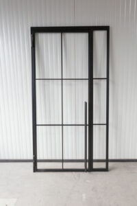 Stahl Meister Stahlmeister Stahl Loft Tuer Drehtuer Glastrennwand Lofttuer Stahltuer Glastuer Windfang Designtuer Bauhausdesign Bauhaustuer Industrial Style Img 1441