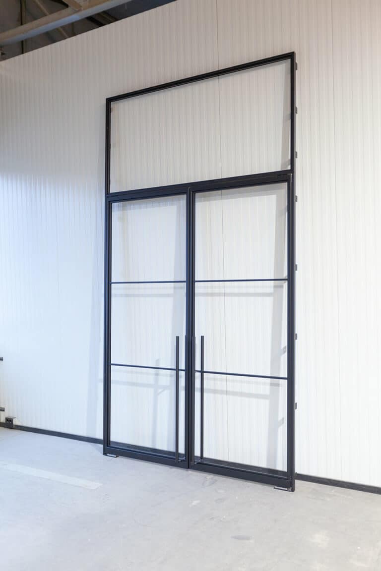 Stahl Meister Stahlmeister Stahl Loft Tuer Pivot Schwingtuer Windfang Glastrennwand Designtuer Bauhaustuer Loft Industrial Style Doppeltuer Img 1406