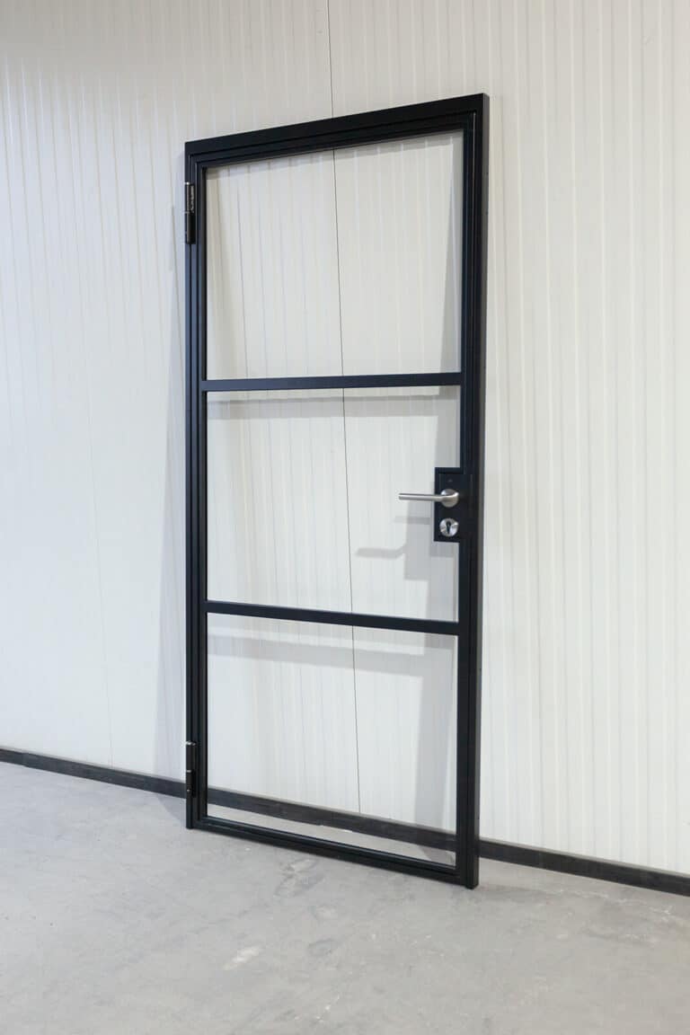 Stahl Meister Stahlmeister Glastrennwand Stahl Loft Tuer Windfang Lofttuer Stahlrahmen Glastuer Drehtur Metallrahmen Steeldoor Loftdoor Bauhaus Tuer Img 2967