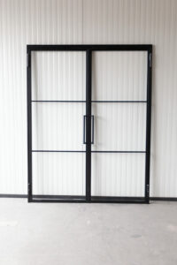 Stahl Meister Stahlmeister Stahl Loft Tuer Drehtuer Doppeltuer Lofttuer Stahltuer Glastuer Windfang Designtuer Bauhausdesign Bauhaustuer Industrial Style Img 2939