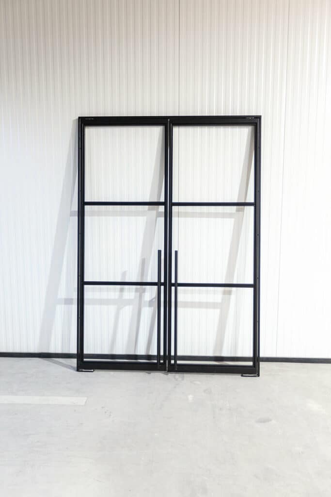 Stahl Meister Stahlmeister Stahl Loft Tuer Pivot Schwingtuer Windfang Glastrennwand Designtuer Bauhaustuer Loft Industrial Style Doppeltuer Img 2951