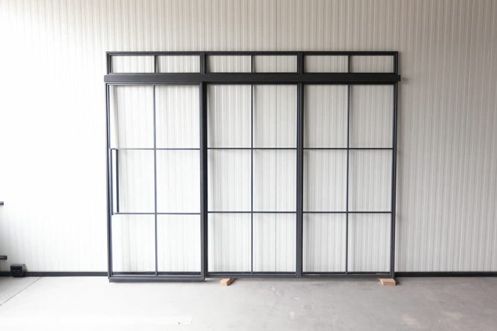Stahl Meister Stahlmeister Loft Tuer Lofttuer Glastrennwand Schiebetuer Glastuer Windfang Raumtrenner Doppeltuer Stahlrahmen Loft Schwarzstahl Bauhaus Tuer Loft Door Img 3175