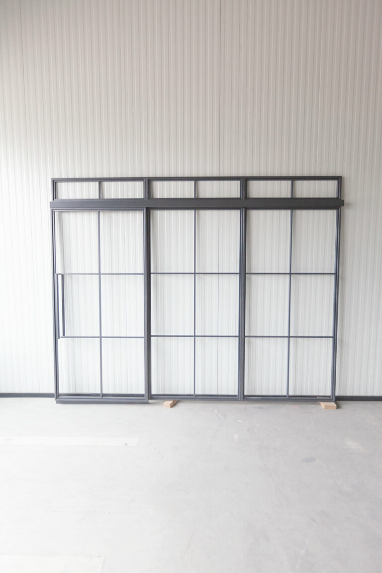 Stahl Meister Stahlmeister Loft Tuer Lofttuer Glastrennwand Schiebetuer Glastuer Windfang Raumtrenner Doppeltuer Stahlrahmen Loft Schwarzstahl Bauhaus Tuer Loft Door Img 3176