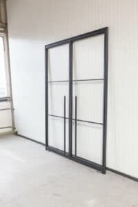 Stahl Meister Stahlmeister Stahl Loft Tuer Pivot Schwingtuer Windfang Glastrennwand Designtuer Bauhaustuer Loft Industrial Style Doppeltuer Feinstruktur Img 3086
