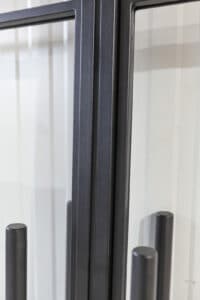 Stahl Meister Stahlmeister Stahl Loft Tuer Pivot Schwingtuer Windfang Glastrennwand Designtuer Bauhaustuer Loft Industrial Style Doppeltuer Feinstruktur Img 3089
