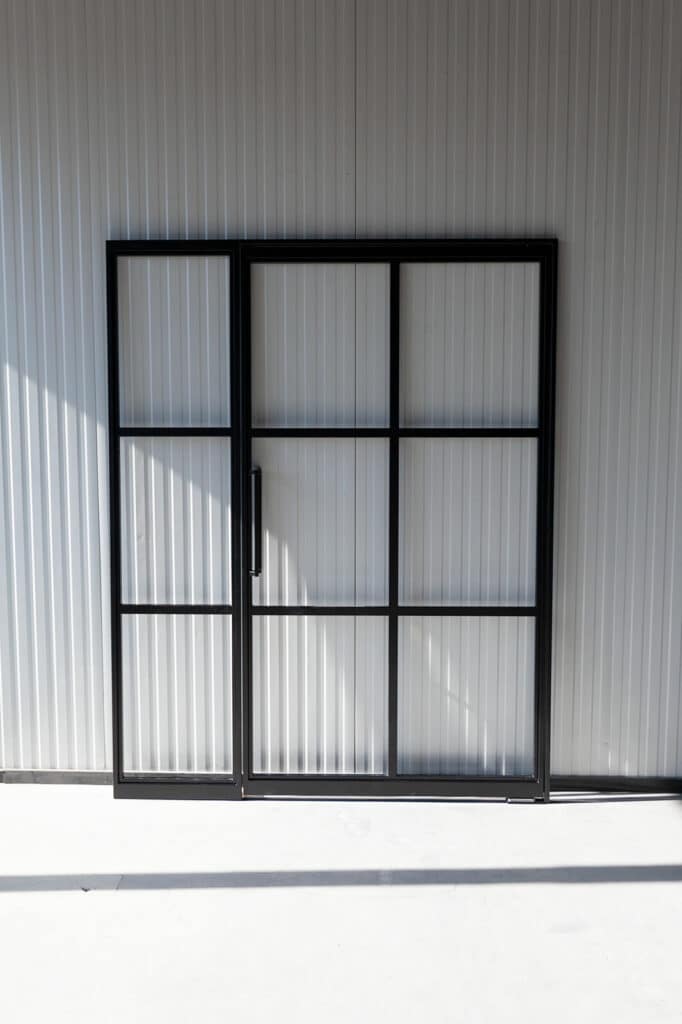 Stahl Meister Stahlmeister Stahl Loft Tuer Pivot Schwingtuer Windfang Glastrennwand Designtuer Bauhaustuer Loft Industrial Style Img 3128