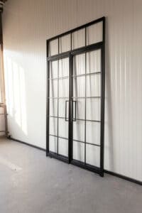 Stahl Meister Stahlmeister Stahl Loft Tuer Stahlrahmen Pivot Schwingtuer Metall Glas Glastrennwand Windfang Loft Designtuer Bauhaus Schwarz Loftdoor Img 3156