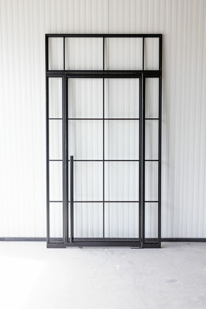 Stahl Meister Stahlmeister Loft Stahlde Drehtuer Stahl Loft Tuer Designtuer Glasrahmen Glas Stahlrahmen Metall Rahmen Designtuer Windfang Tuer Bauelement Glastrennwand Seitenteil Oberlicht 826a0415