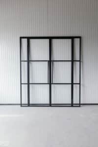 Stahl Meister Stahlmeister Lofttuer Doppeltuer Lofftueren Stahl Loft Tuer Glastrenwand Windfang Designtuer Raumtrenner Drehtuer Bauhaus Designtuer Glastuer Metall Img 3229