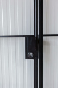 Stahl Meister Stahlmeister Stahl Loft Tuer Einzeltuer Pivot Schwingtuer Designtuer Stahlrahmen Loftdoor Windfang Raumtrenner Img 3261