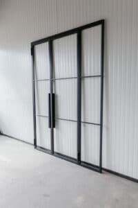 Stahl Meister Stahlmeister Stahl Loft Tuer Glastrennwand Doppeltuer Drehtuer Lofttuer Stahlrahmen Bauhaus Tuer Designtuer Glastuer Windfang Raumtrenner Img 3245