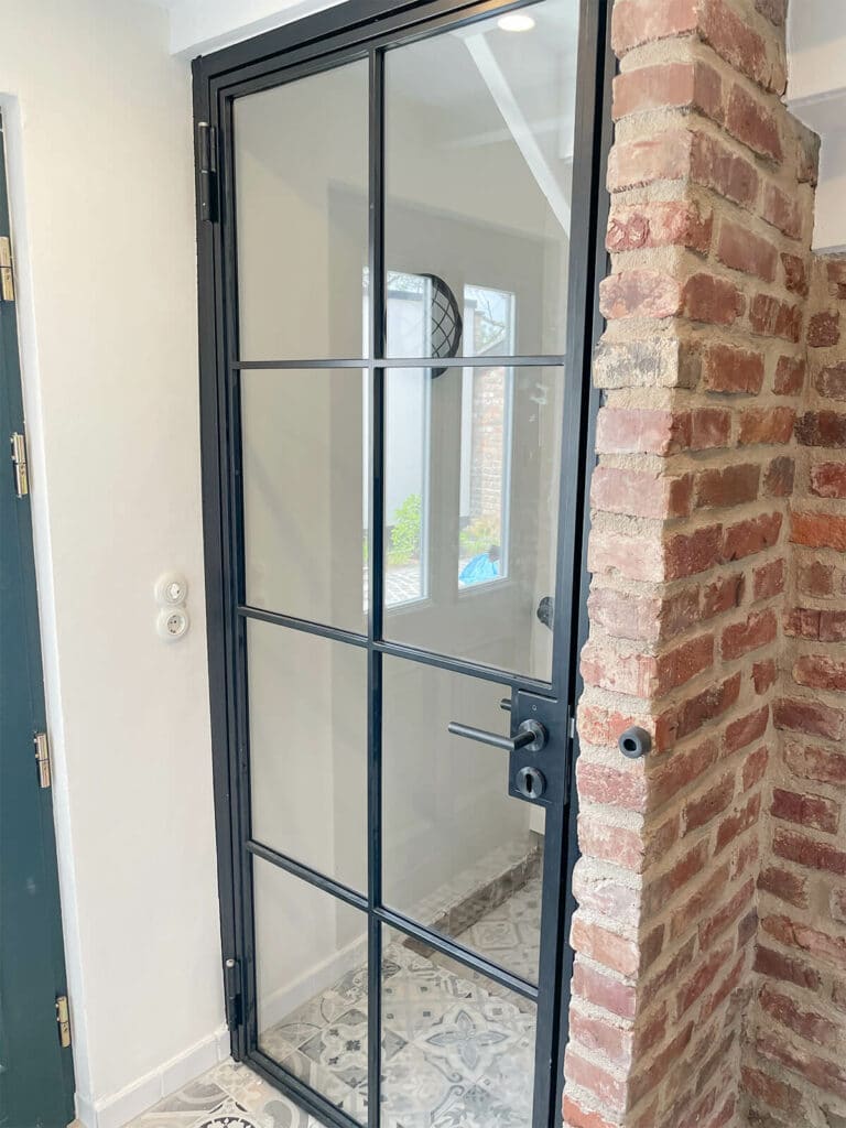 Stahl Meister Stahl Loft Tuer Einzeltuer Drehtuer Designtuer Stahlrahmen Loftdoor Windfang Raumtrenner Steeldor Img 7822